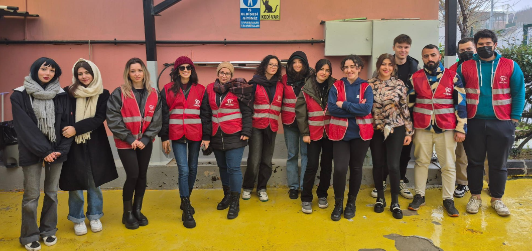 Genç Haçiko Geçici Bakım Merkezlerini Ziyaret Etmeye Devam Ediyor.